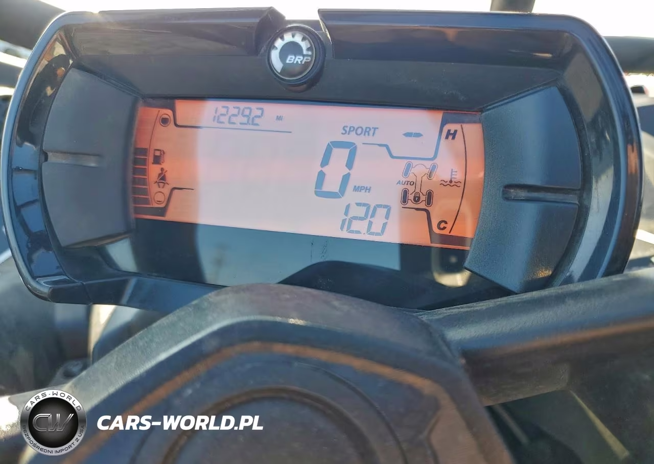 2024 Can-Am Maverick X3 Utility Vehicle VIN:3JBVJAY22RE000491 - 8