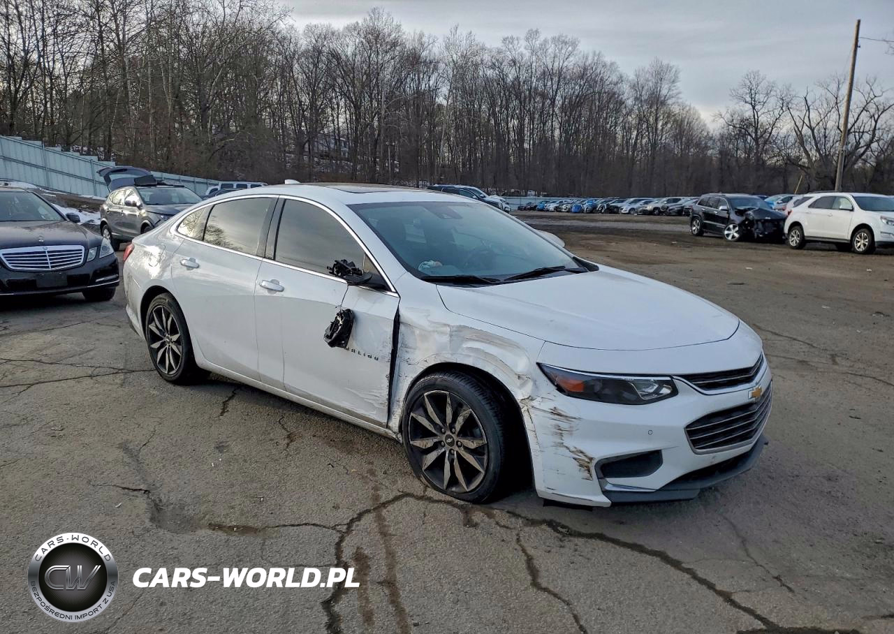 2017 Chevrolet Malibu Lt VIN:1G1ZE5ST1HF102986 - 4