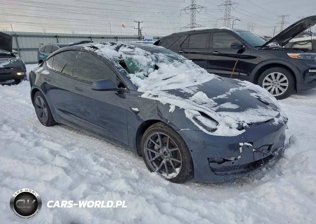 2022 Tesla Model 3 VIN:5YJ3E1EB3NF103453 - 4