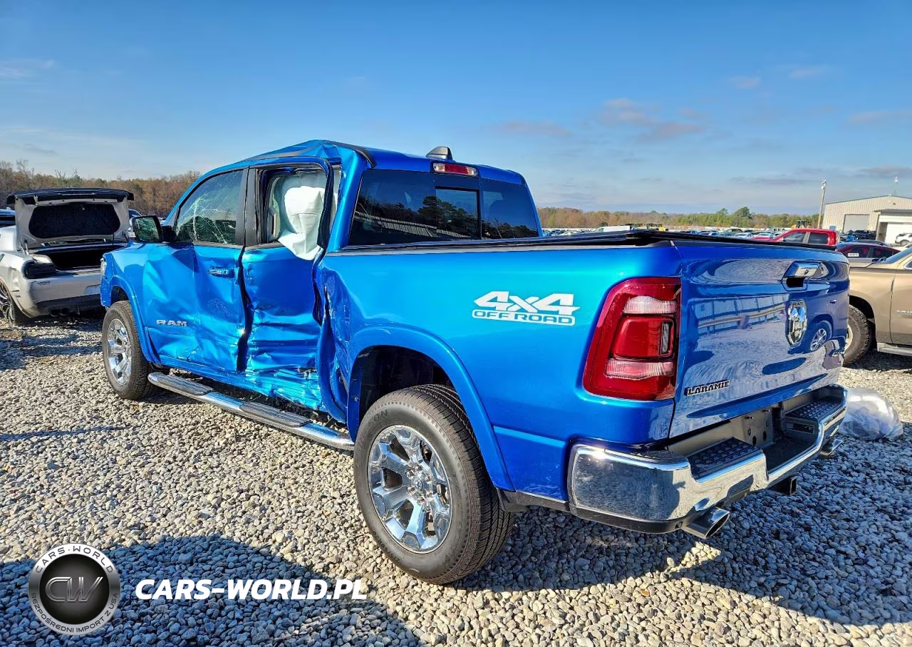 2022 Ram 1500 Laramie VIN:1C6SRFJT0NN233033 - 2