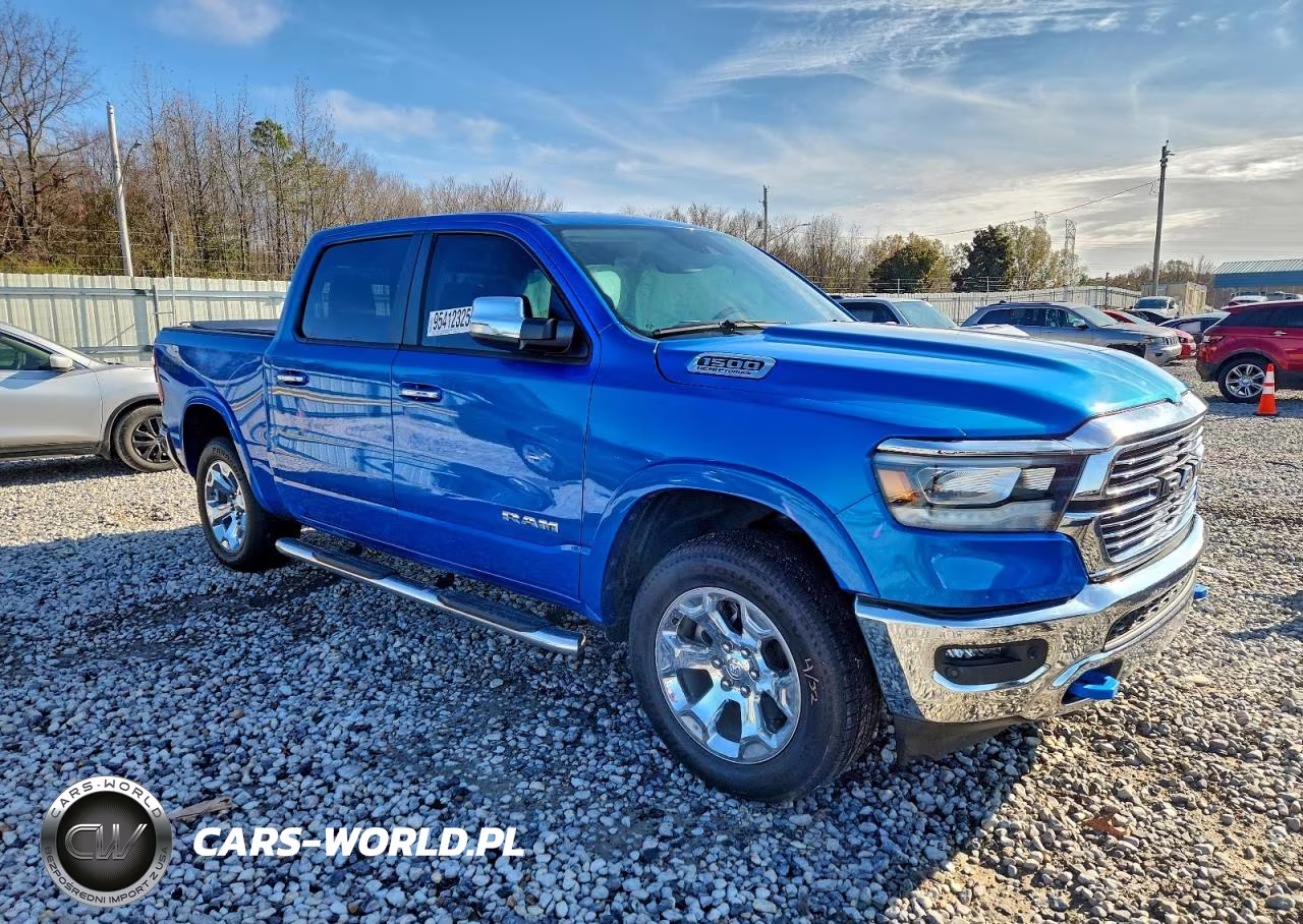 2022 Ram 1500 Laramie VIN:1C6SRFJT0NN233033 - 4