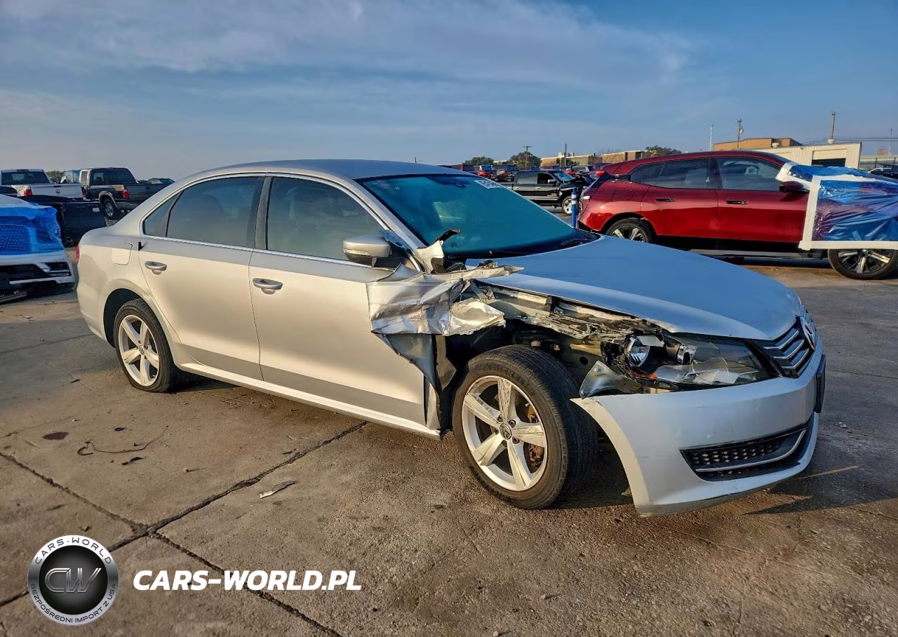 2013 Volkswagen Passat Se VIN:1VWBH7A38DC130161 - 4
