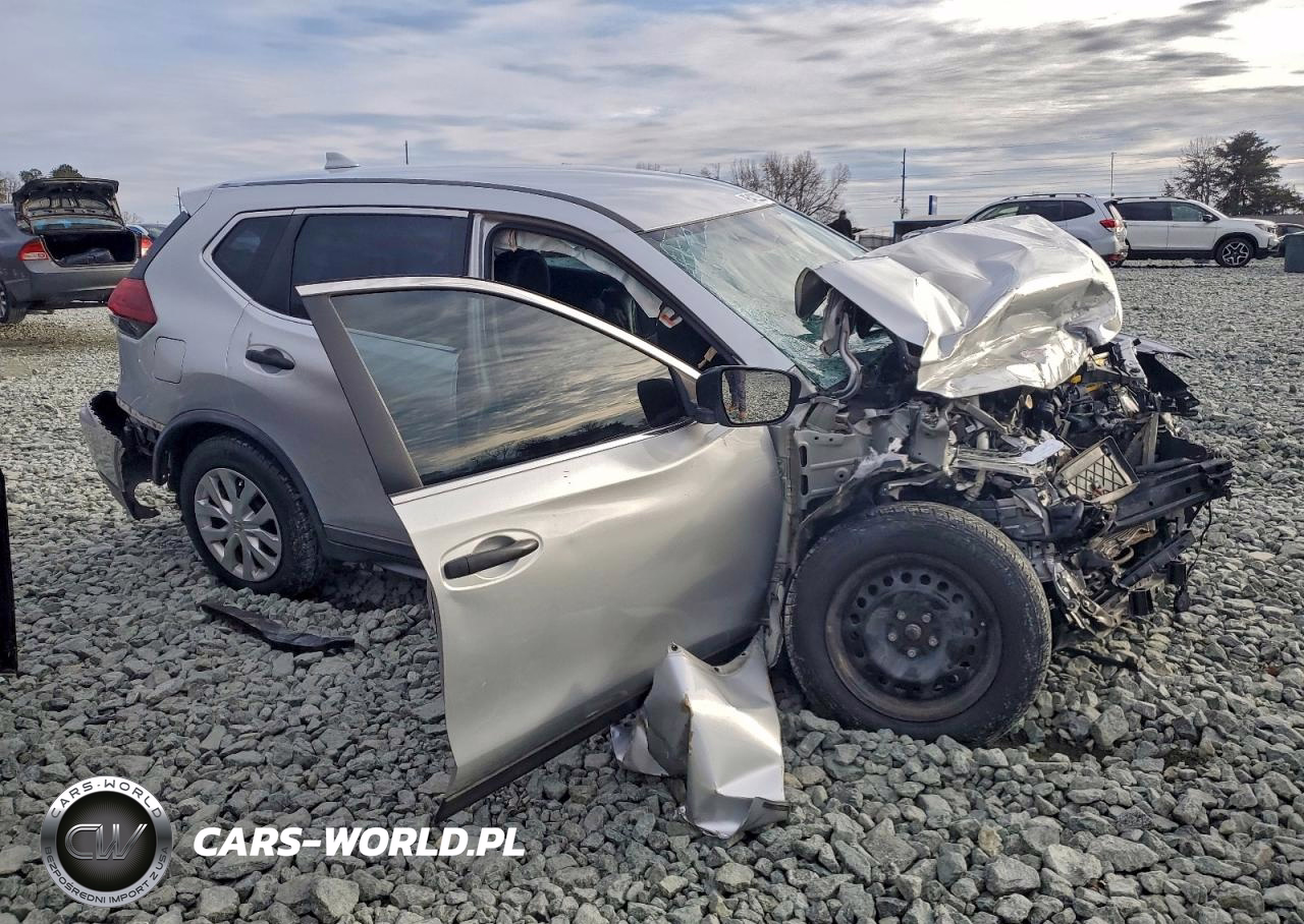 2018 Nissan Rogue S VIN:KNMAT2MT6JP528212 - 4