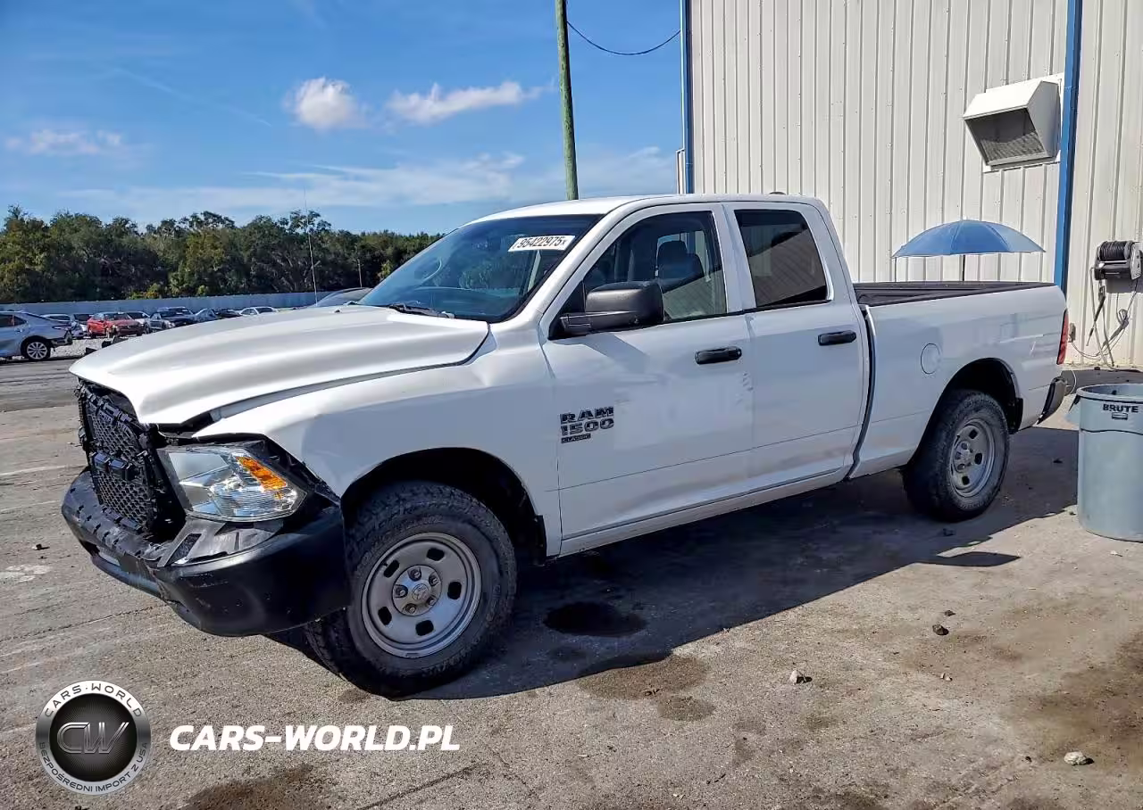 2023 Ram 1500 Classic Tradesman 4X4 6'4 Box