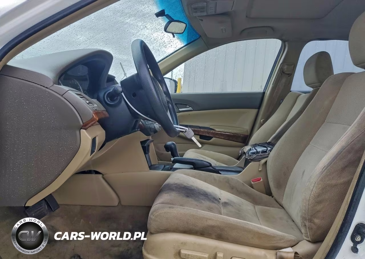 2009 Honda Accord VIN:1HGCP26719A146019 - 7