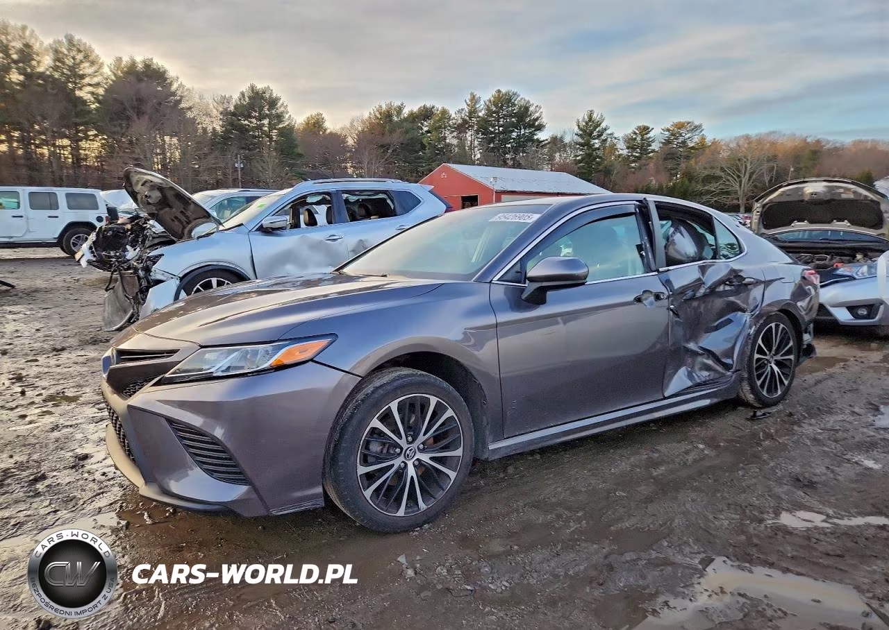 2018 Toyota Camry Se – zdjęcie 1 z 13