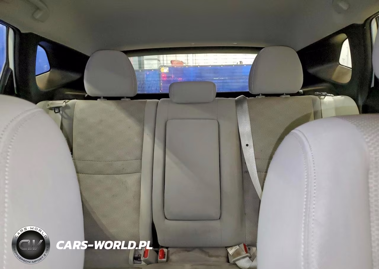 2018 Nissan Rogue Sport S VIN:JN1BJ1CR8JW250190 - 10