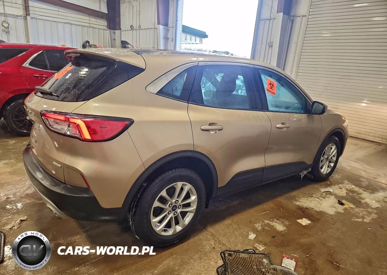 2020 Ford Escape Se VIN:1FMCU0G68LUA96576 - 3
