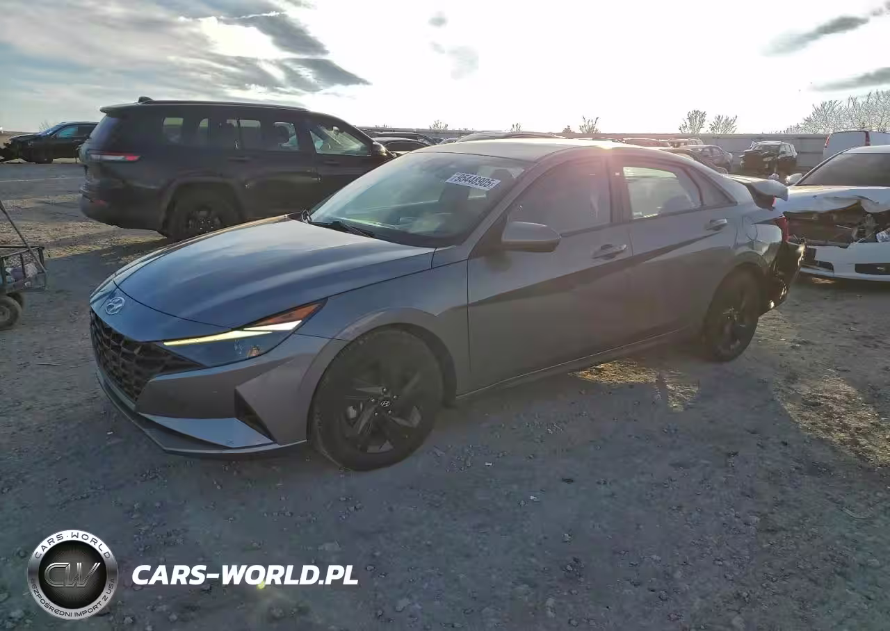 2022 Hyundai Elantra Sel