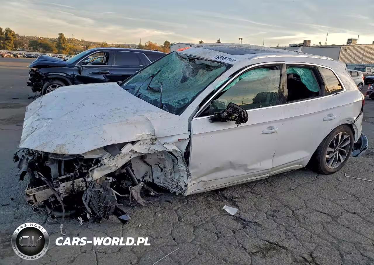 2022 Audi Q5 Premium Plus 45
