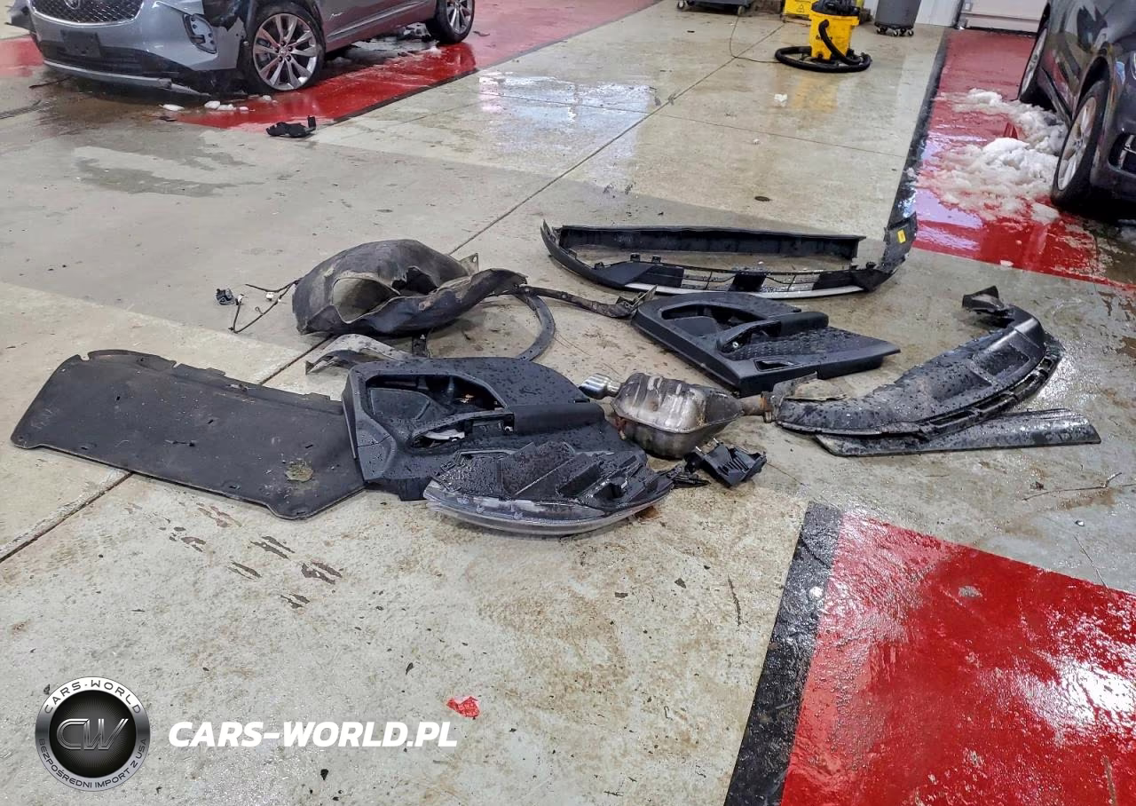 2020 Ford Escape S VIN:1FMCU9F60LUA71760 - 13