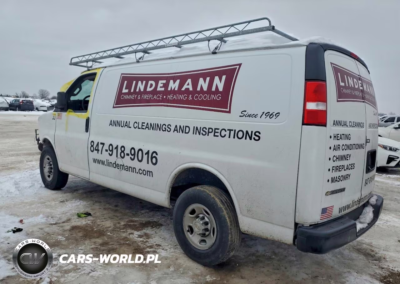 2021 Chevrolet Express Delivery Van VIN:1GCWGAFPXM1228247 - 2