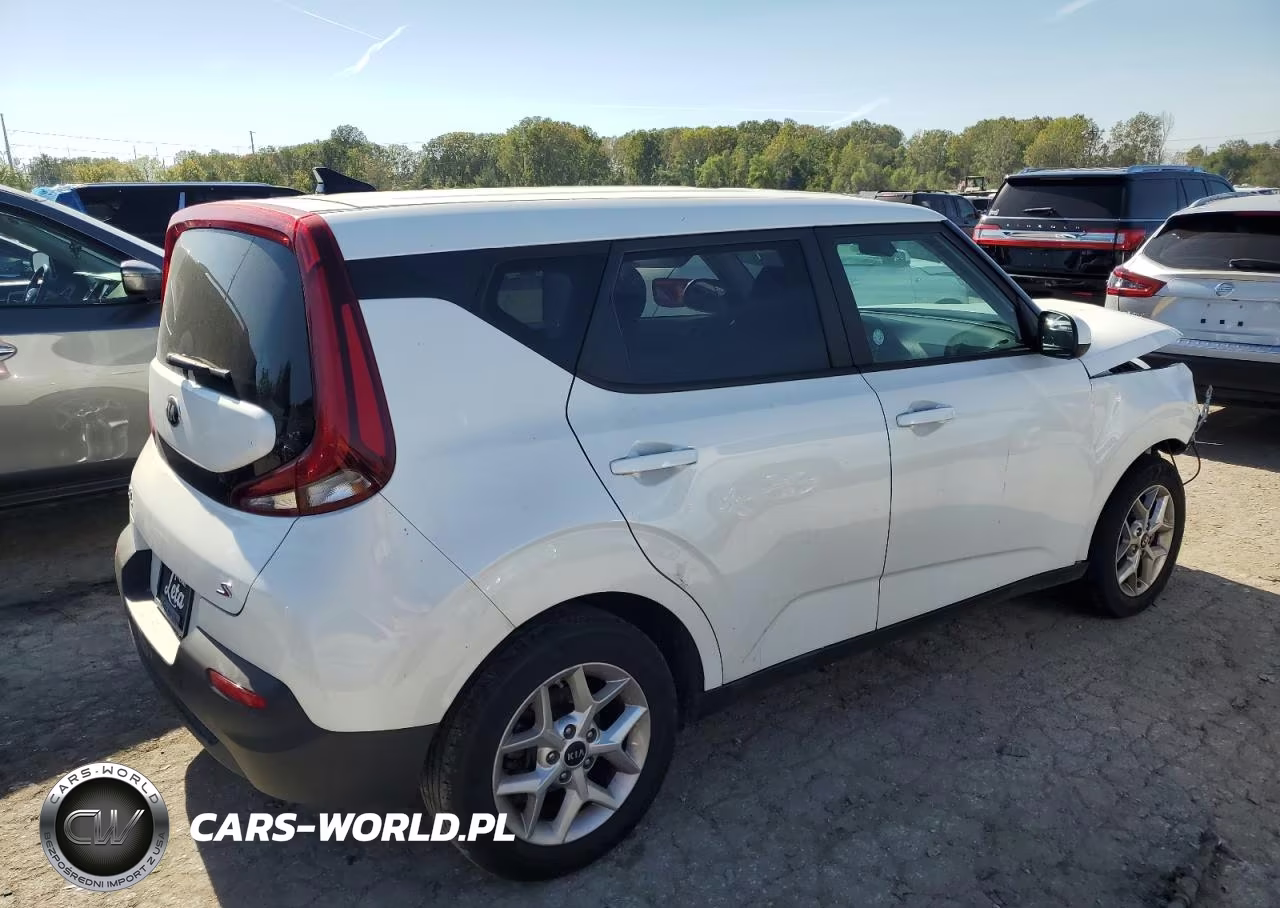 KIA SOUL LX VIN:KNDJ23AU1M7783313 - 3