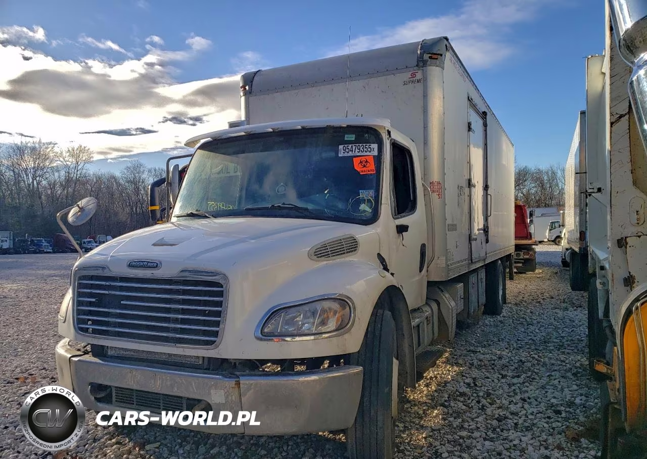 2017 Freightliner Business Class M2 Box Truck