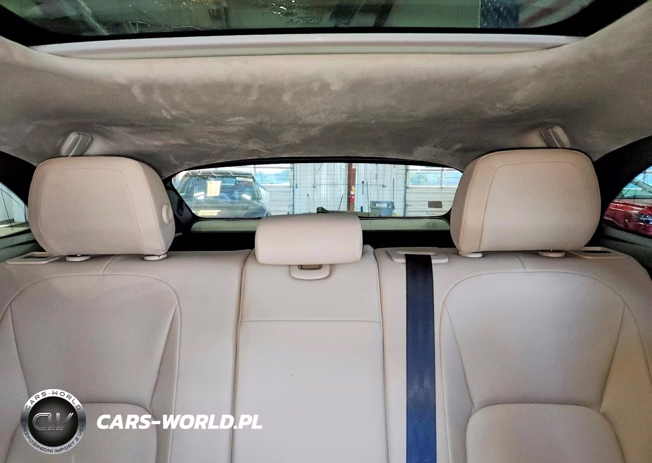 2019 Jaguar F-Pace Premium VIN:SADCJ2FX9KA359701 - 10