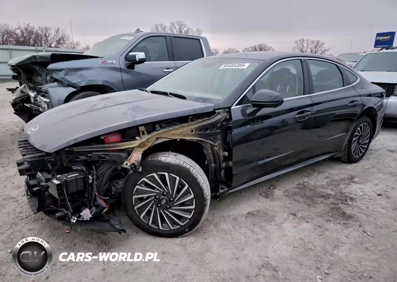 2025 Hyundai Sonata Hybrid
