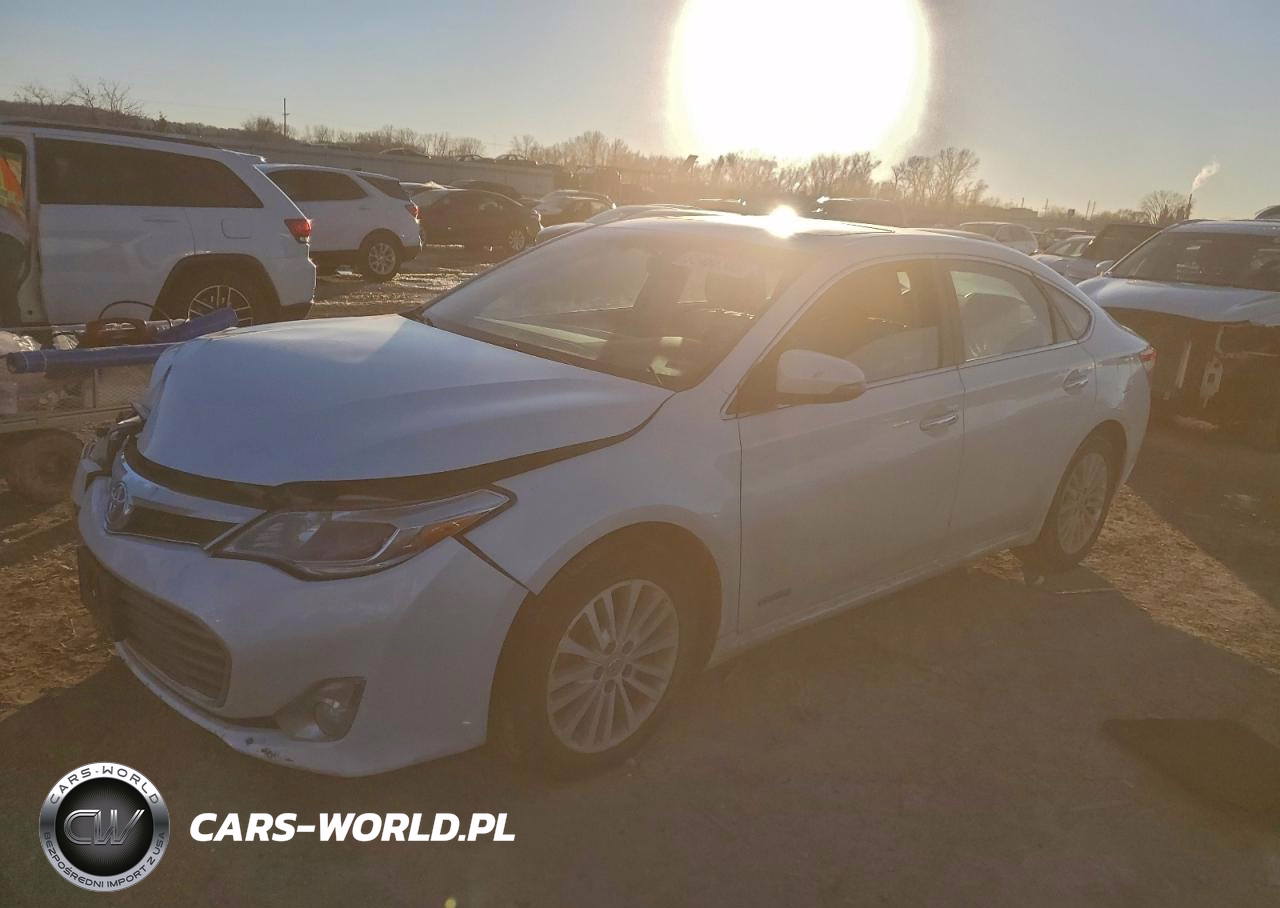 2013 Toyota Avalon Hybrid