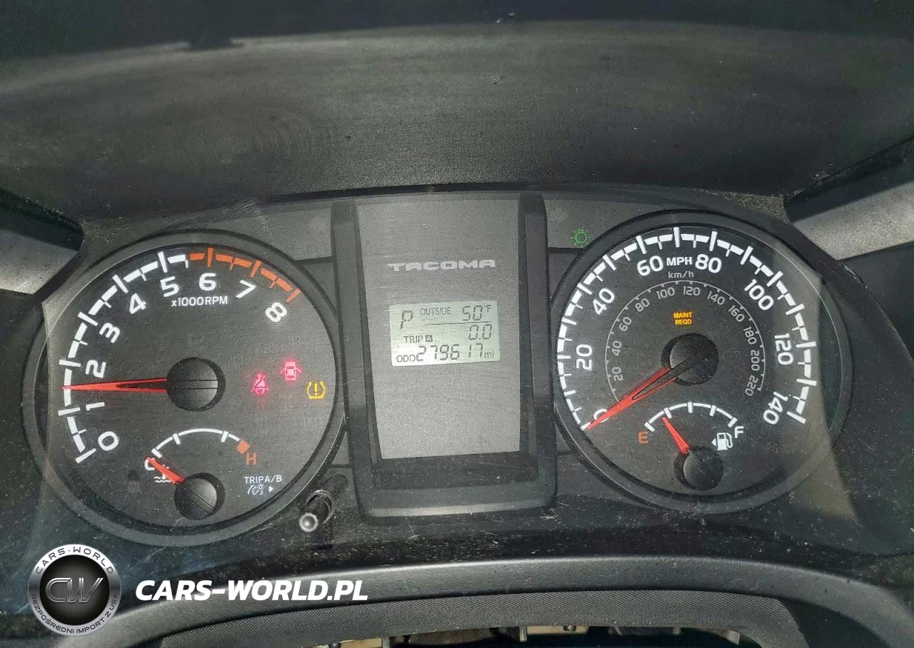 2017 Toyota Tacoma Access Cab VIN:5TFRX5GN9HX085652 - 9