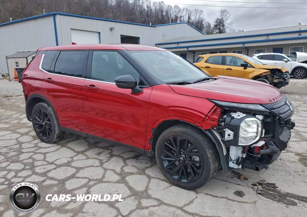 2023 Mitsubishi Outlander Se VIN:JA4J3UA84PZ020047 - 4
