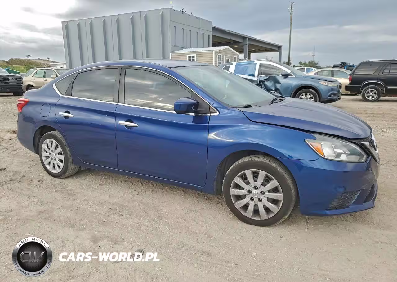 2017 Nissan Sentra S VIN:3N1AB7AP5HY289044 - 4