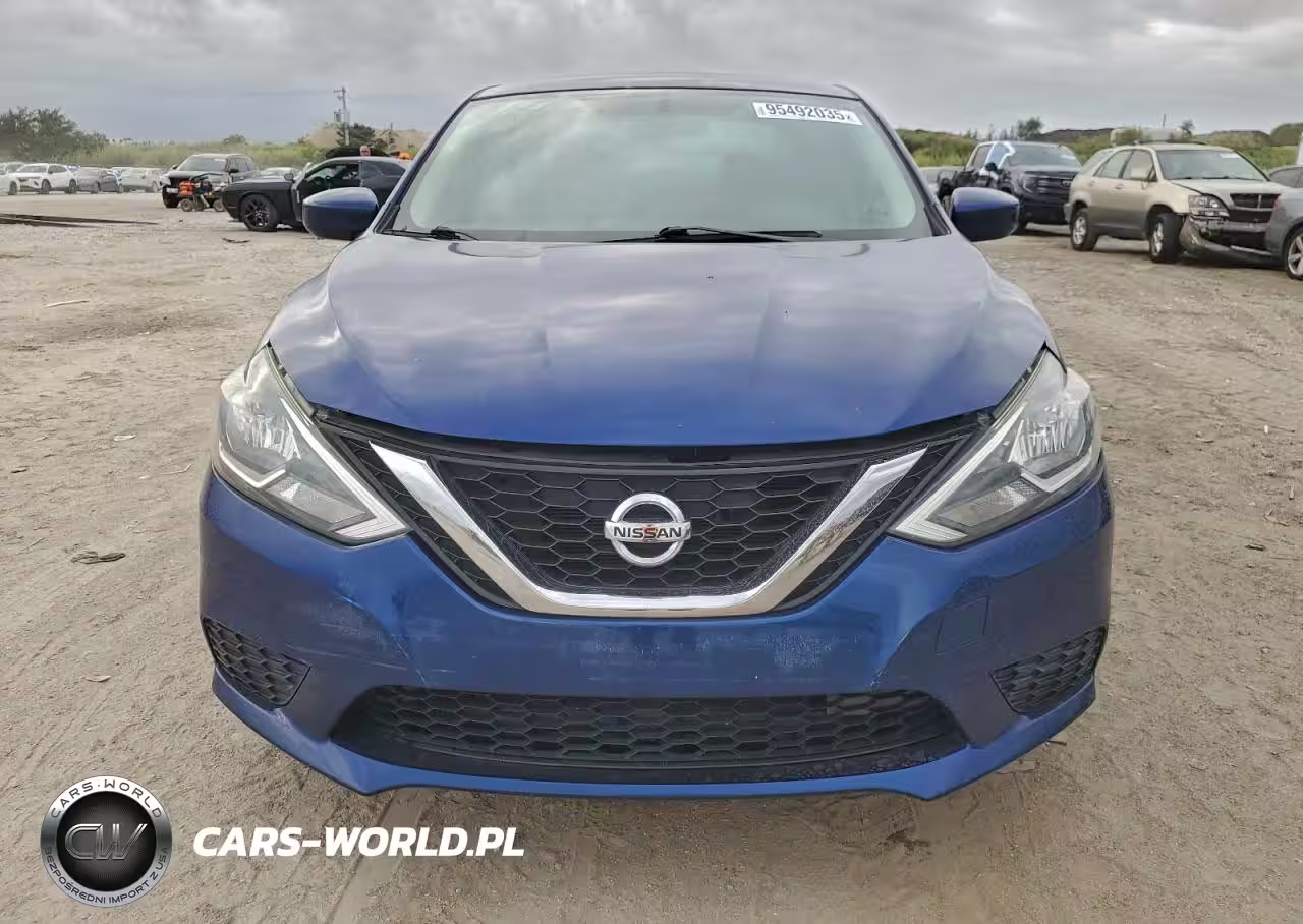 2017 Nissan Sentra S VIN:3N1AB7AP5HY289044 - 5