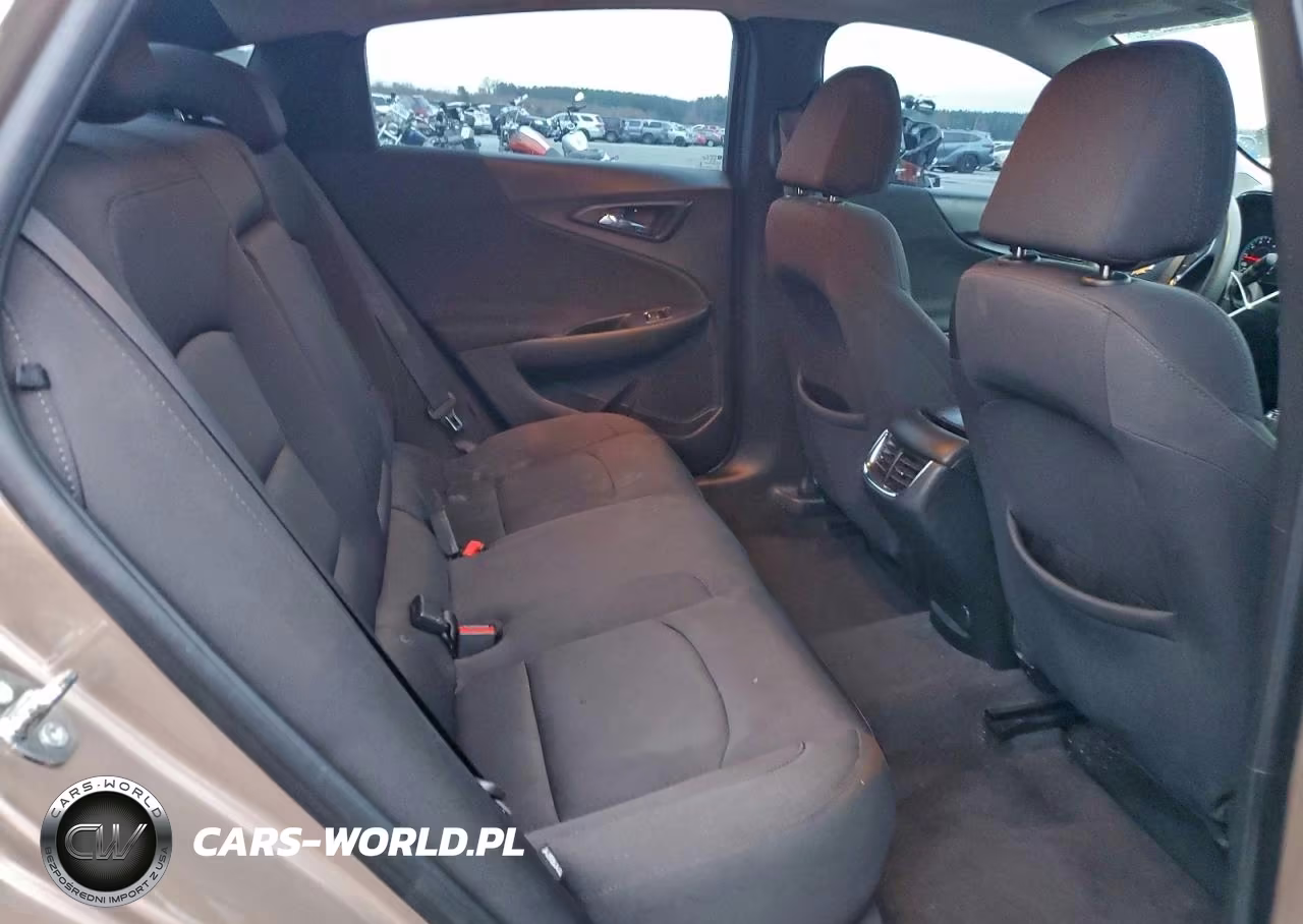 2018 Chevrolet Malibu Lt VIN:1G1ZD5ST7JF244123 - 10