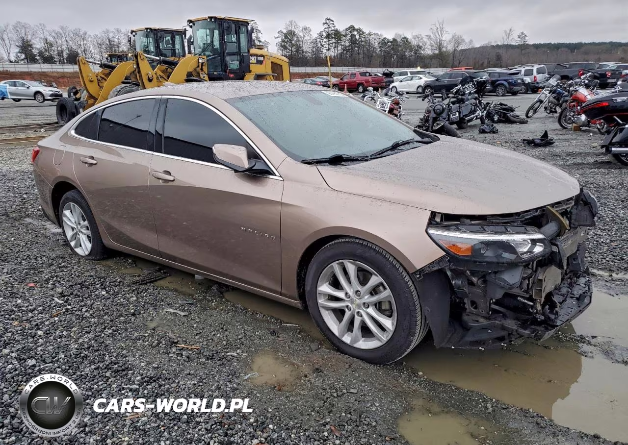 2018 Chevrolet Malibu Lt VIN:1G1ZD5ST7JF244123 - 4