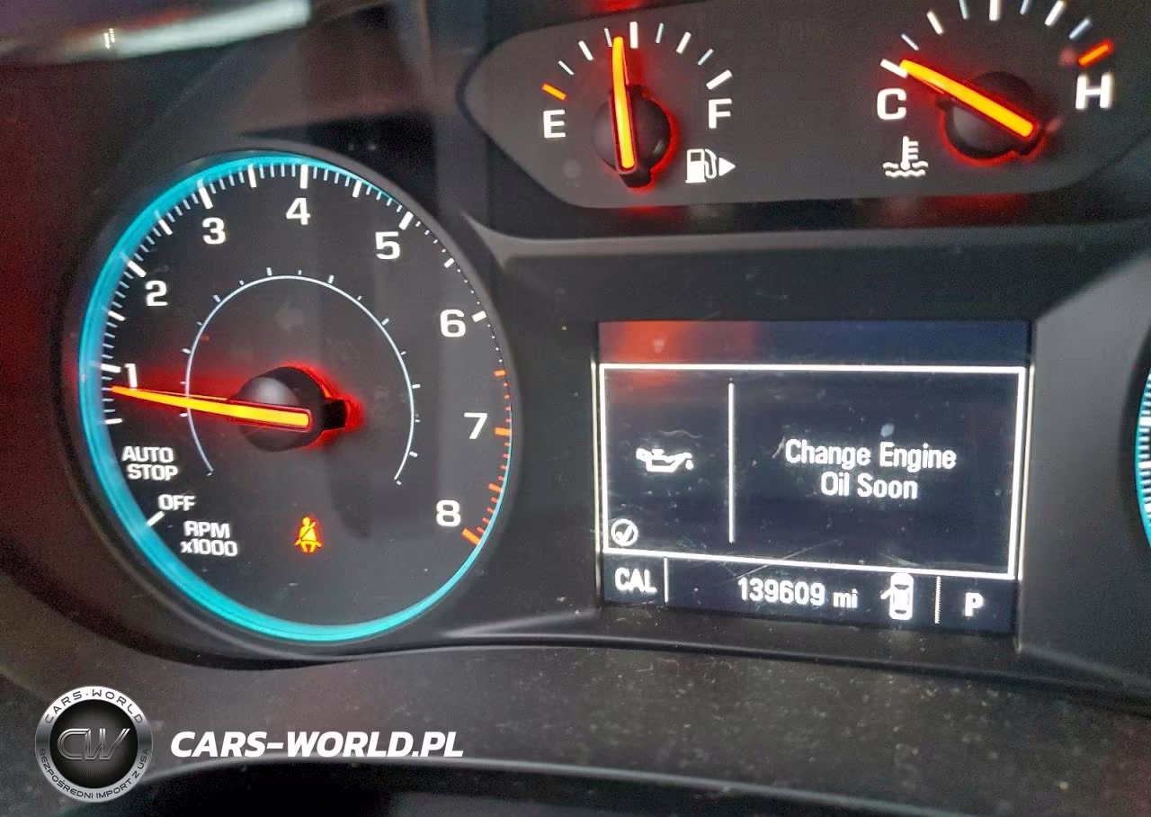 2018 Chevrolet Malibu Lt VIN:1G1ZD5ST7JF244123 - 9