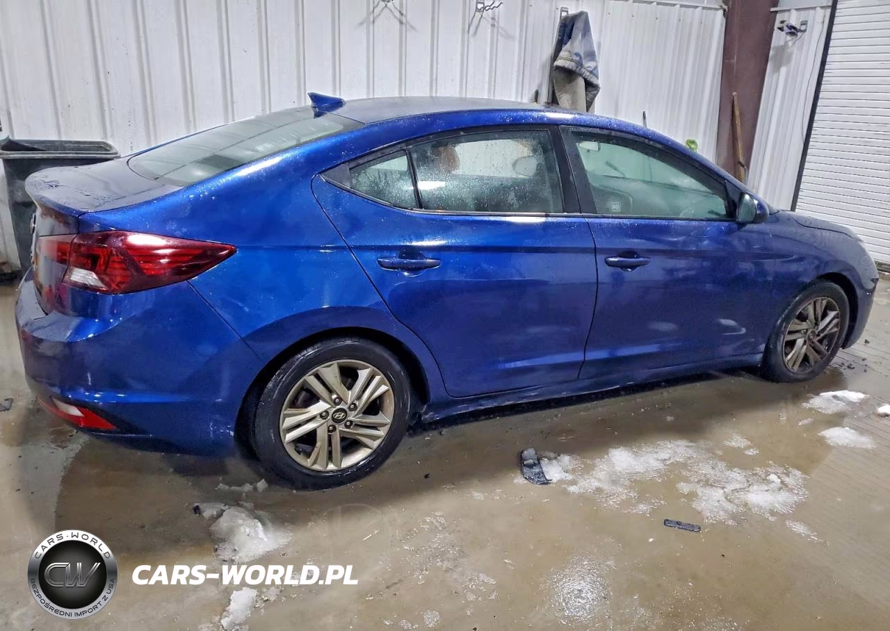 2020 Hyundai Elantra Sel VIN:5NPD84LF5LH579351 - 3