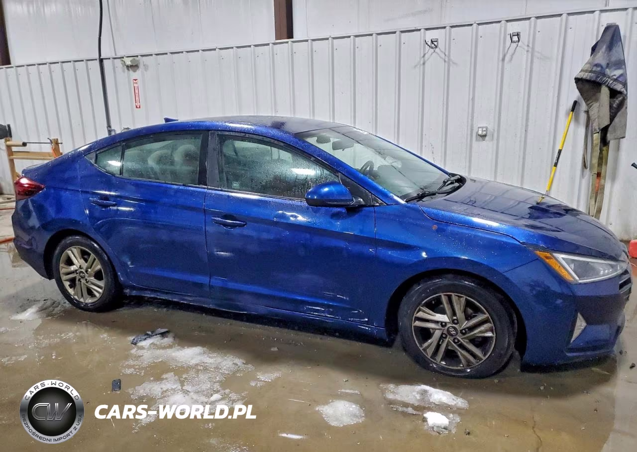 2020 Hyundai Elantra Sel VIN:5NPD84LF5LH579351 - 4