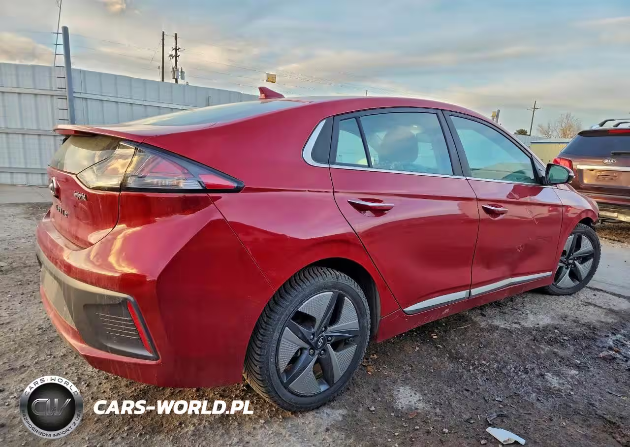 2022 Hyundai Ioniq Limited VIN:KMHC05LC0NU270714 - 3