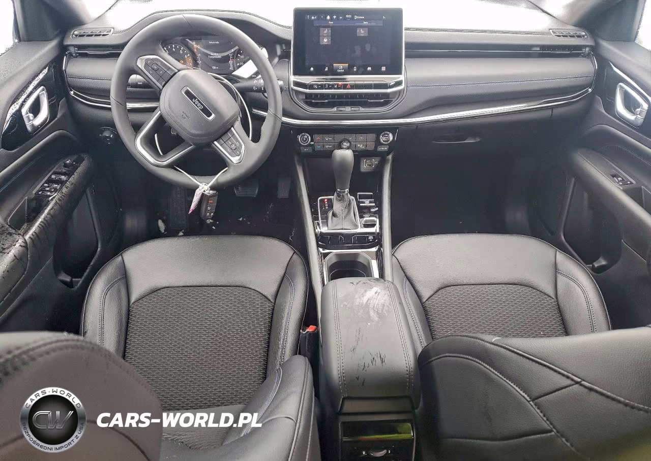 2026 Jeep Compass Latitude VIN:3C4NJDBN0TT158798 - 8