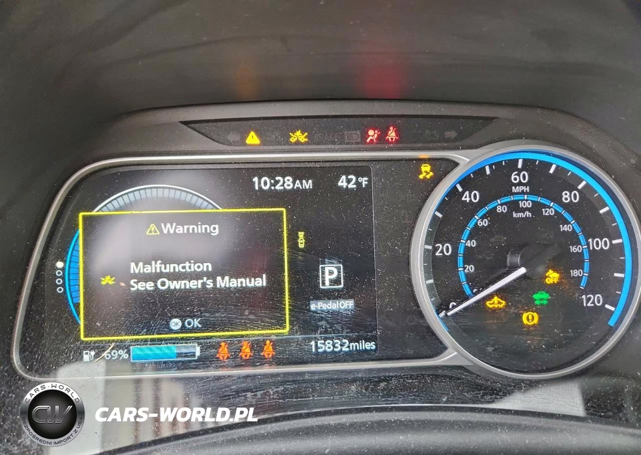 2025 Nissan Leaf S VIN:1N4AZ1BV1SC559766 - 9
