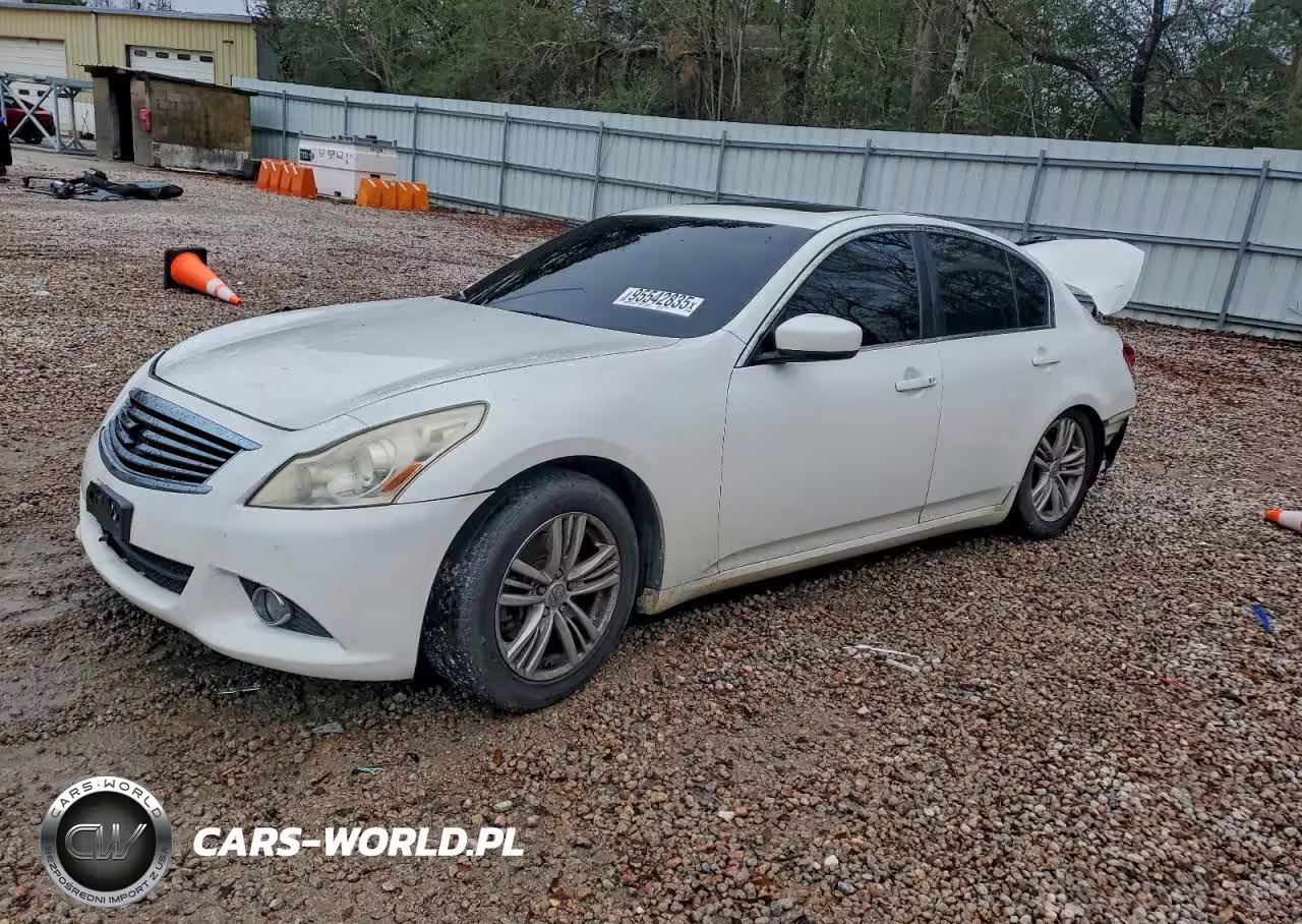 2013 Infiniti G37