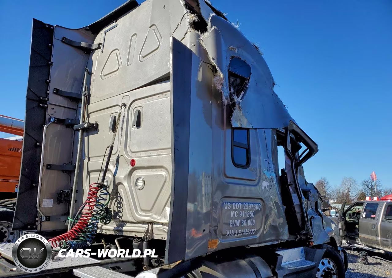 2020 Freightliner Cascadia 126 Semi Truck VIN:3AKJHHDR9LSLM5483 - 9