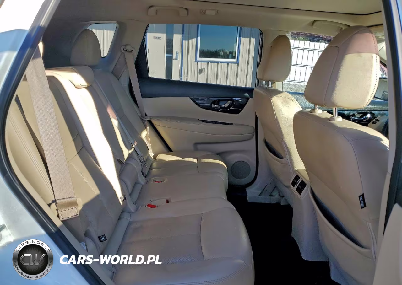 2018 Nissan Rogue S VIN:JN8AT2MV8JW304922 - 11