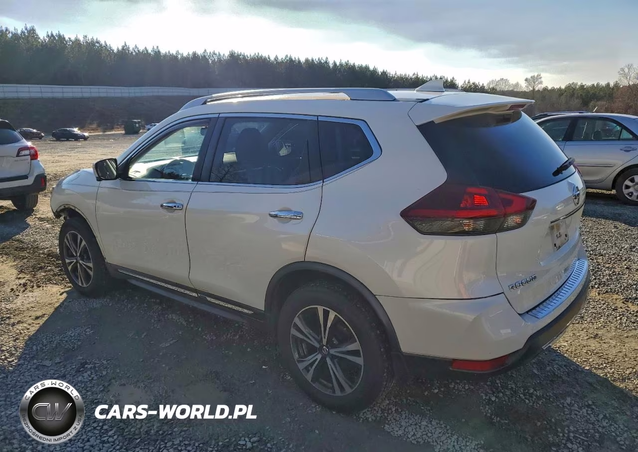2018 Nissan Rogue S VIN:JN8AT2MV8JW304922 - 2