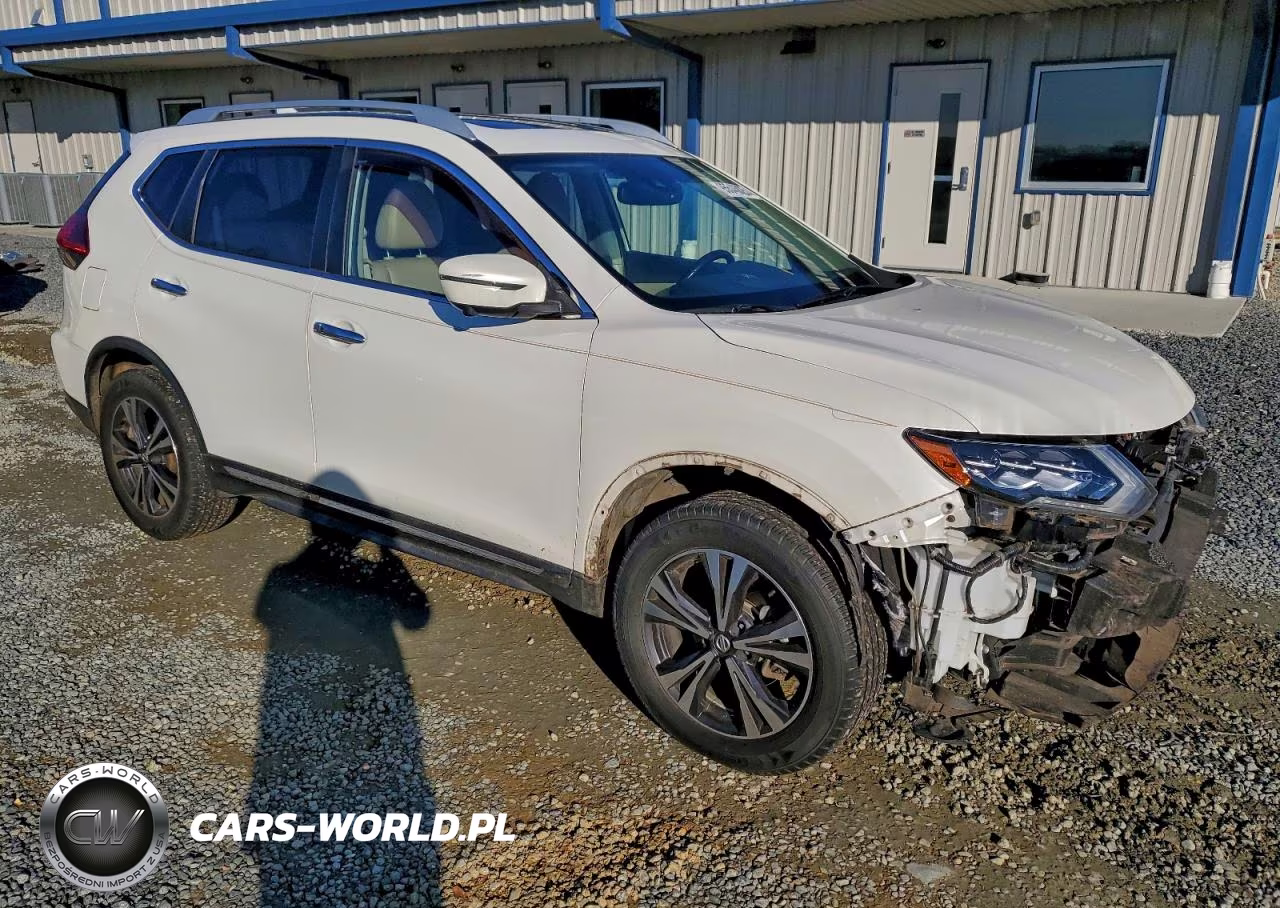 2018 Nissan Rogue S VIN:JN8AT2MV8JW304922 - 4