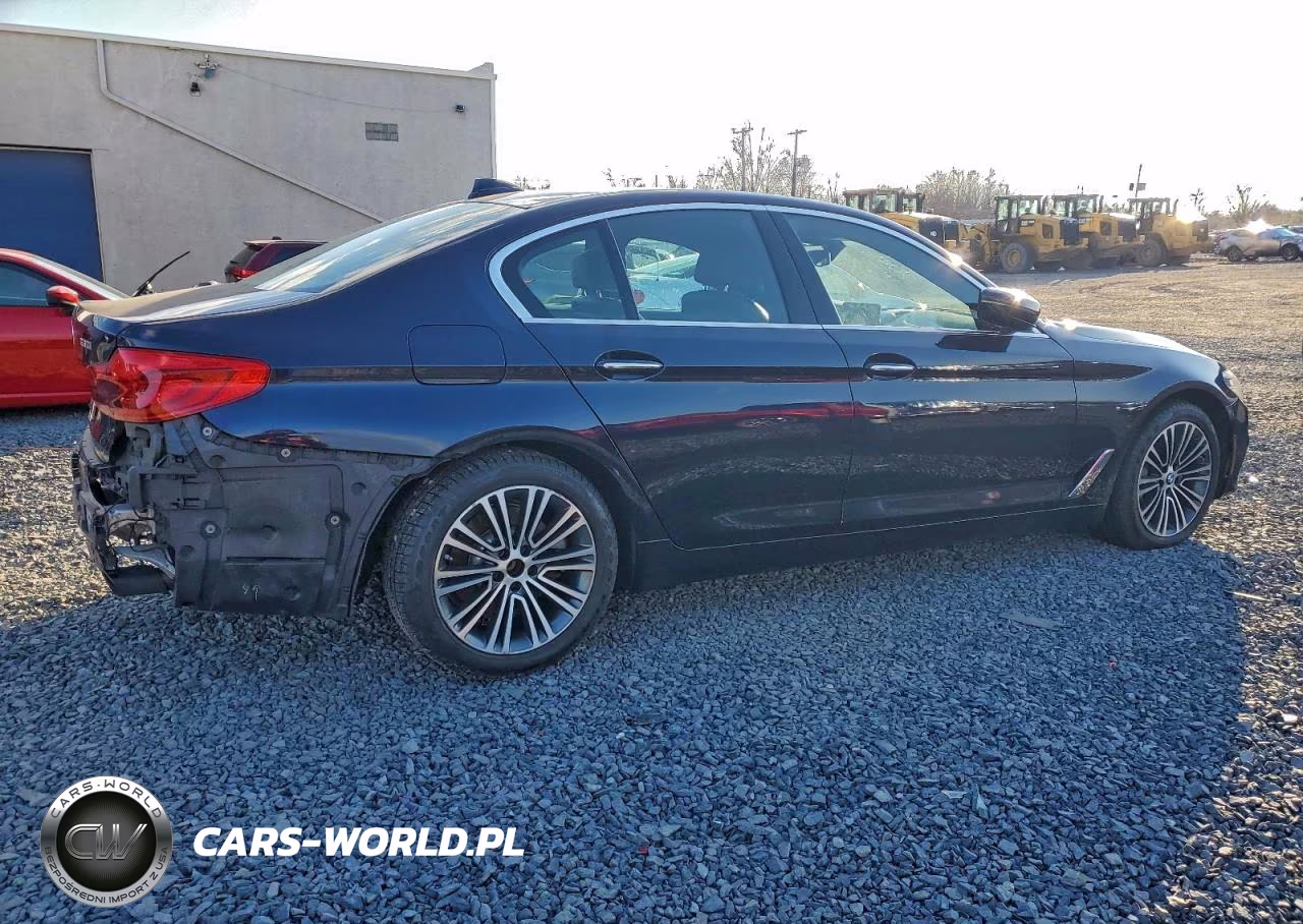 2018 BMW 530 Xi VIN:WBAJA7C56JWC76764 - 3