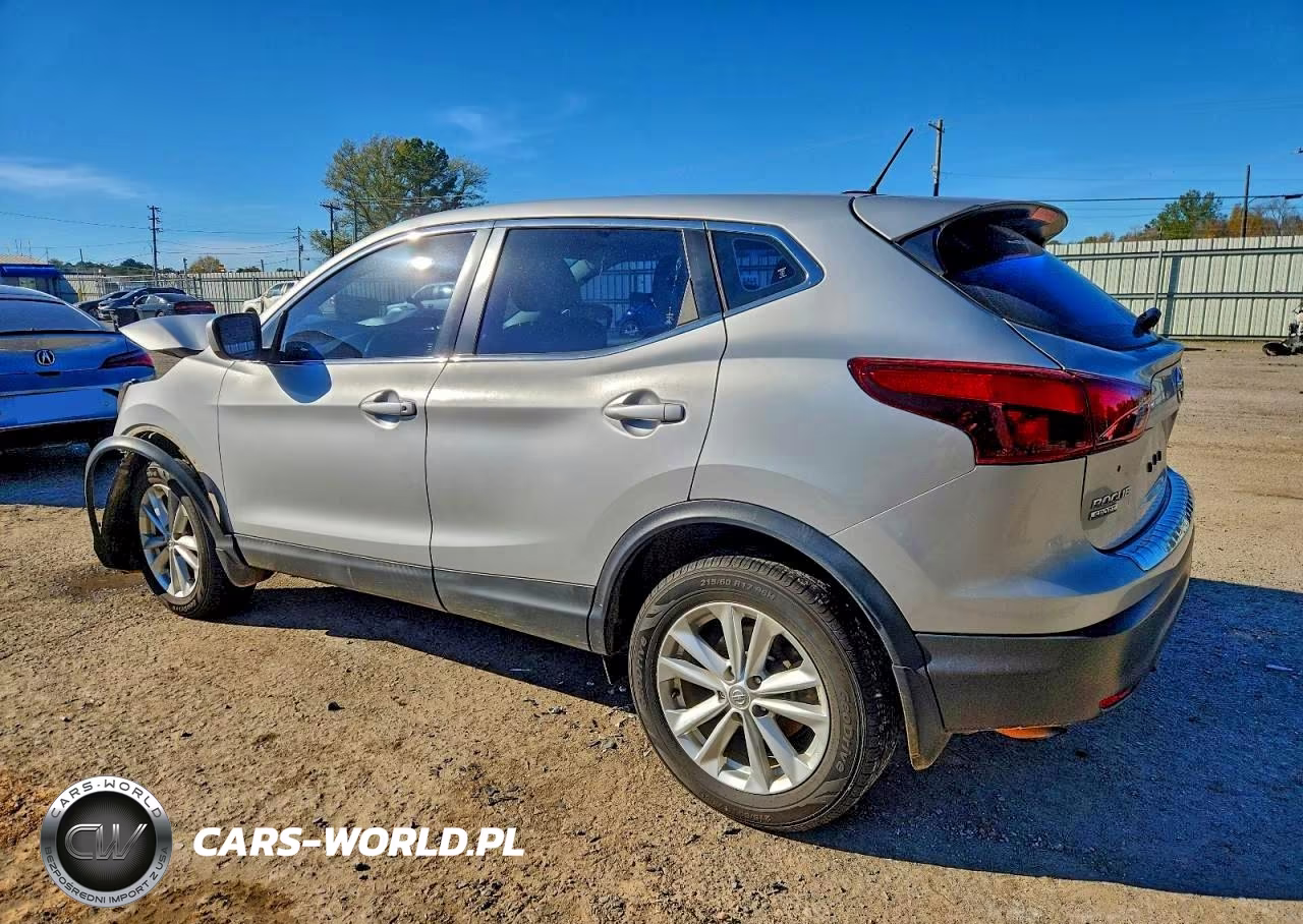 2017 Nissan Rogue Sport S VIN:JN1BJ1CR0HW114100 - 2