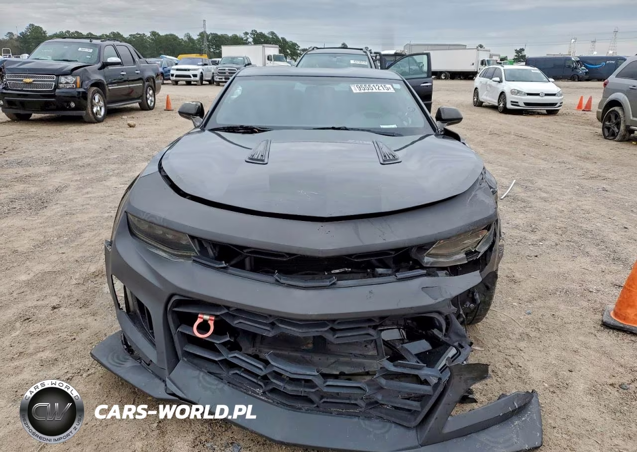 2018 Chevrolet Camaro Lt VIN:1G1FB1RS5J0144118 - 5