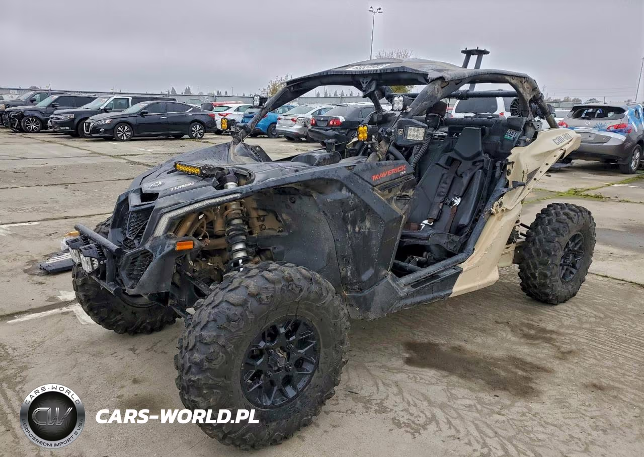 2023 Can-Am Maverick Ds Utility Vehicle VIN:3JBVGAY26PE000179 - 2