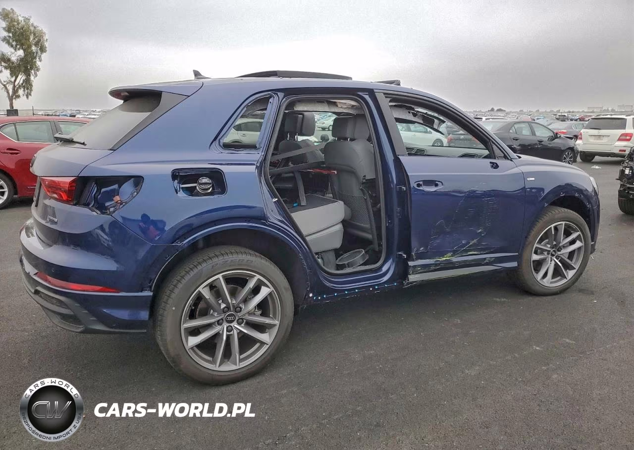 2025 Audi Q3 Premium S Line 45 VIN:WA1DECF35S1087858 - 3