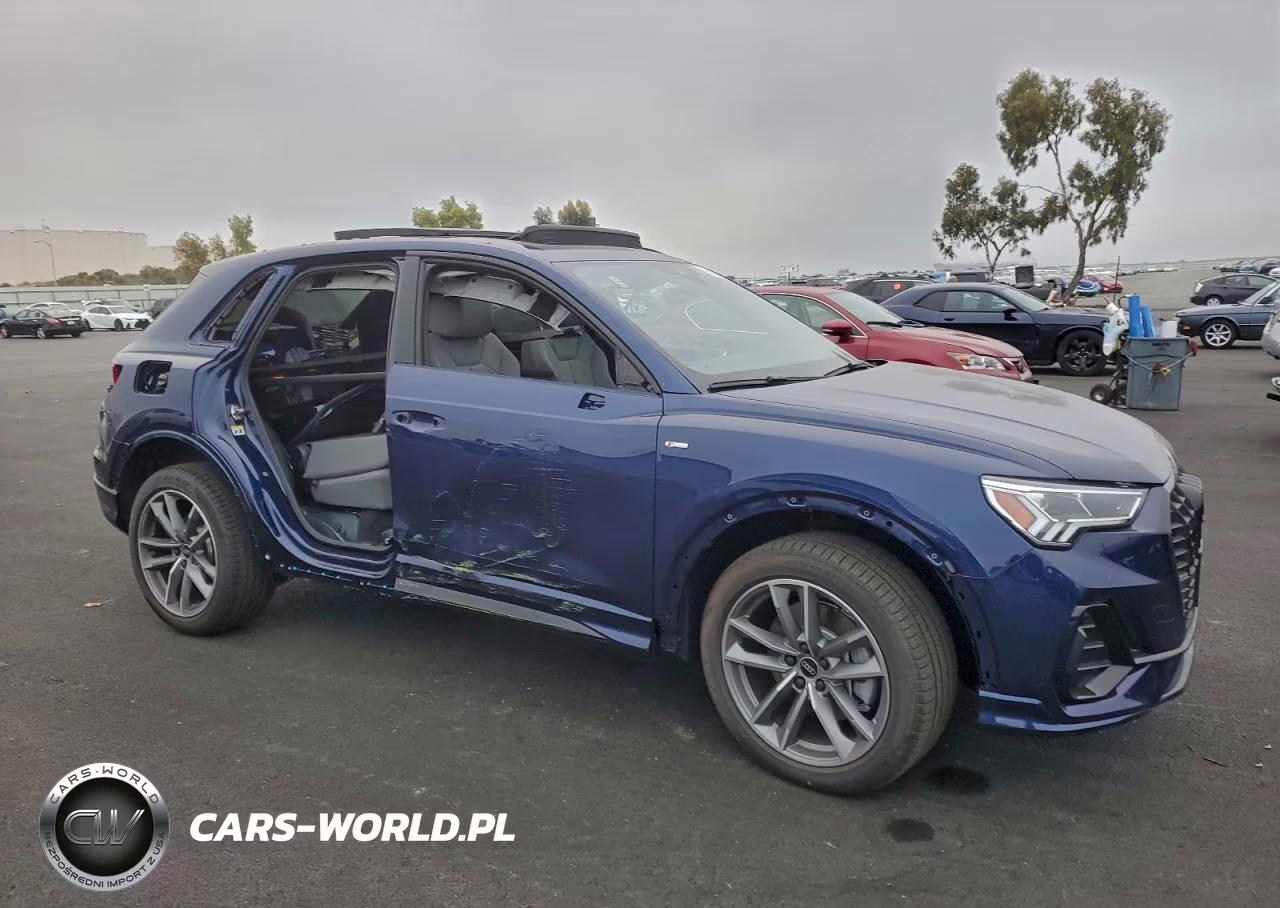 2025 Audi Q3 Premium S Line 45 VIN:WA1DECF35S1087858 - 4
