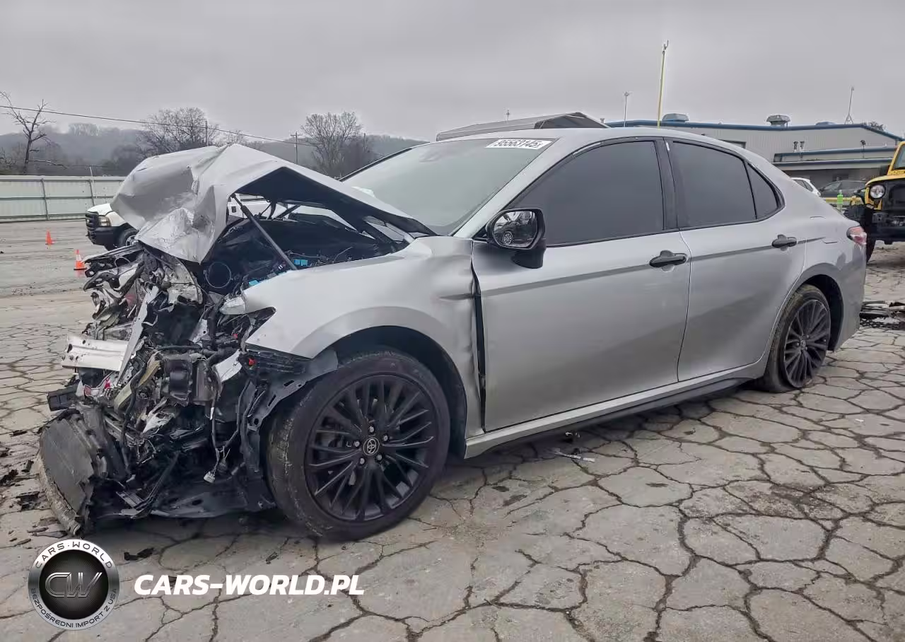 2020 Toyota Camry Se