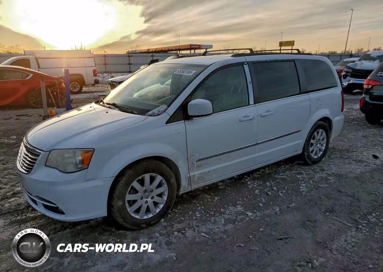 2014 Chrysler Town & Country Touring