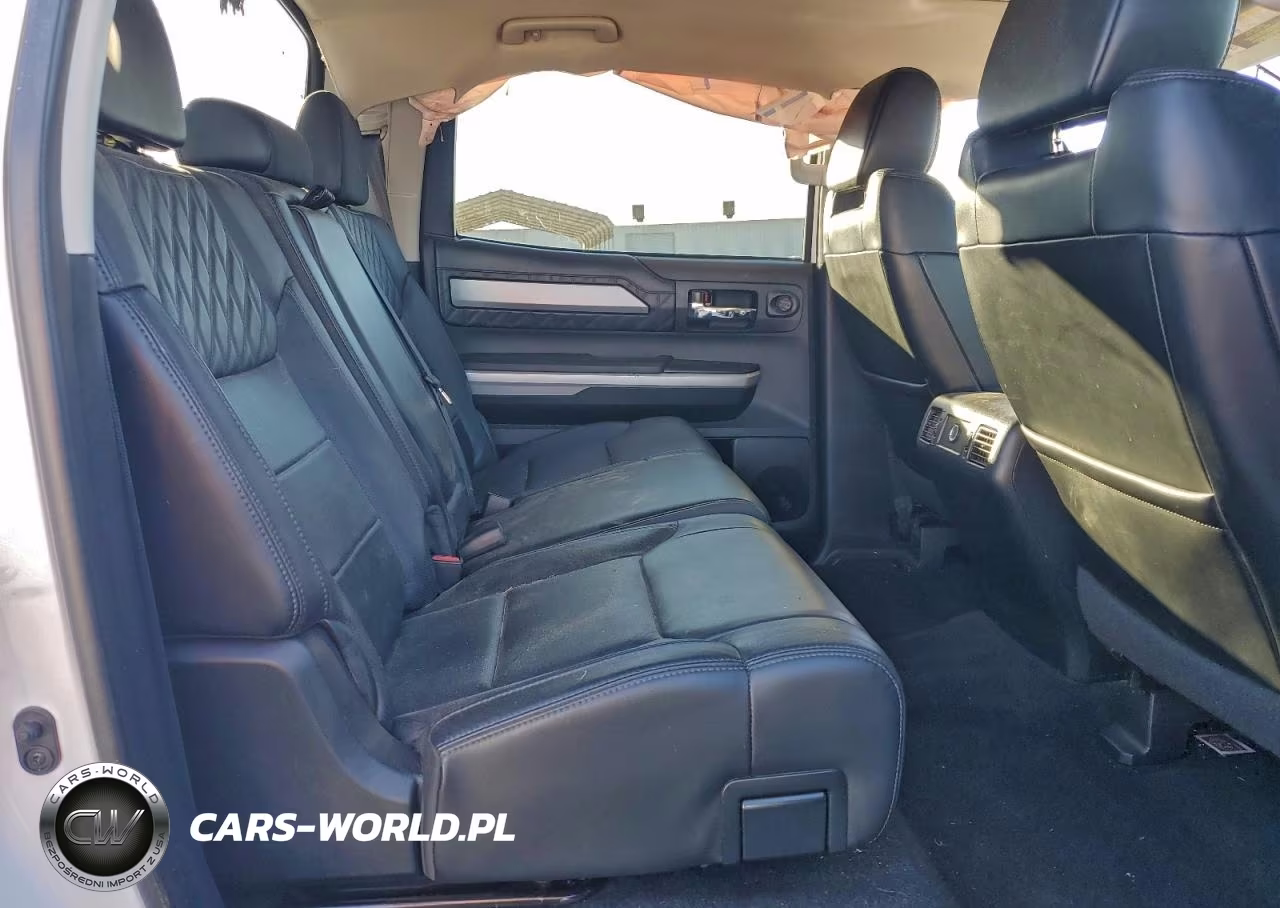 2018 Toyota Tundra Crewmax 1794 VIN:5TFAY5F19JX711621 - 10