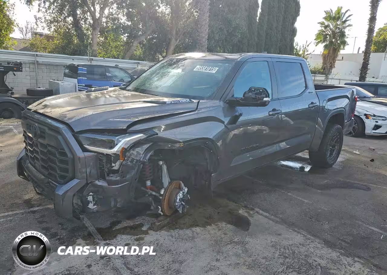 2024 Toyota Tundra Crewmax Limited