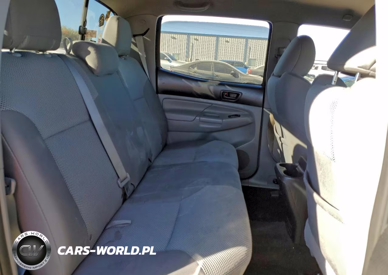 2013 Toyota Tacoma Double Cab VIN:3TMLU4EN1DM129932 - 10