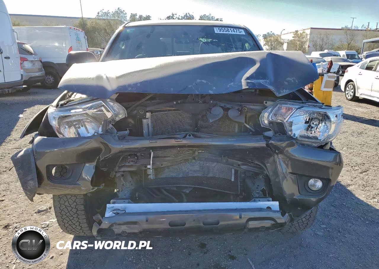 2013 Toyota Tacoma Double Cab VIN:3TMLU4EN1DM129932 - 5